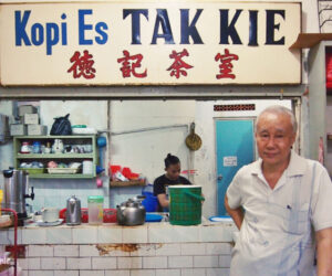 Strategi Sukses Mengelola Franchise Kopi Es Tak Kie