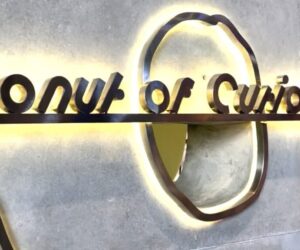 Franchise Donut of Curiosity, Waralaba Donat Kekinian, Modal Usaha Kuliner, Kemitraan Makanan Manis, Majalah Franchise