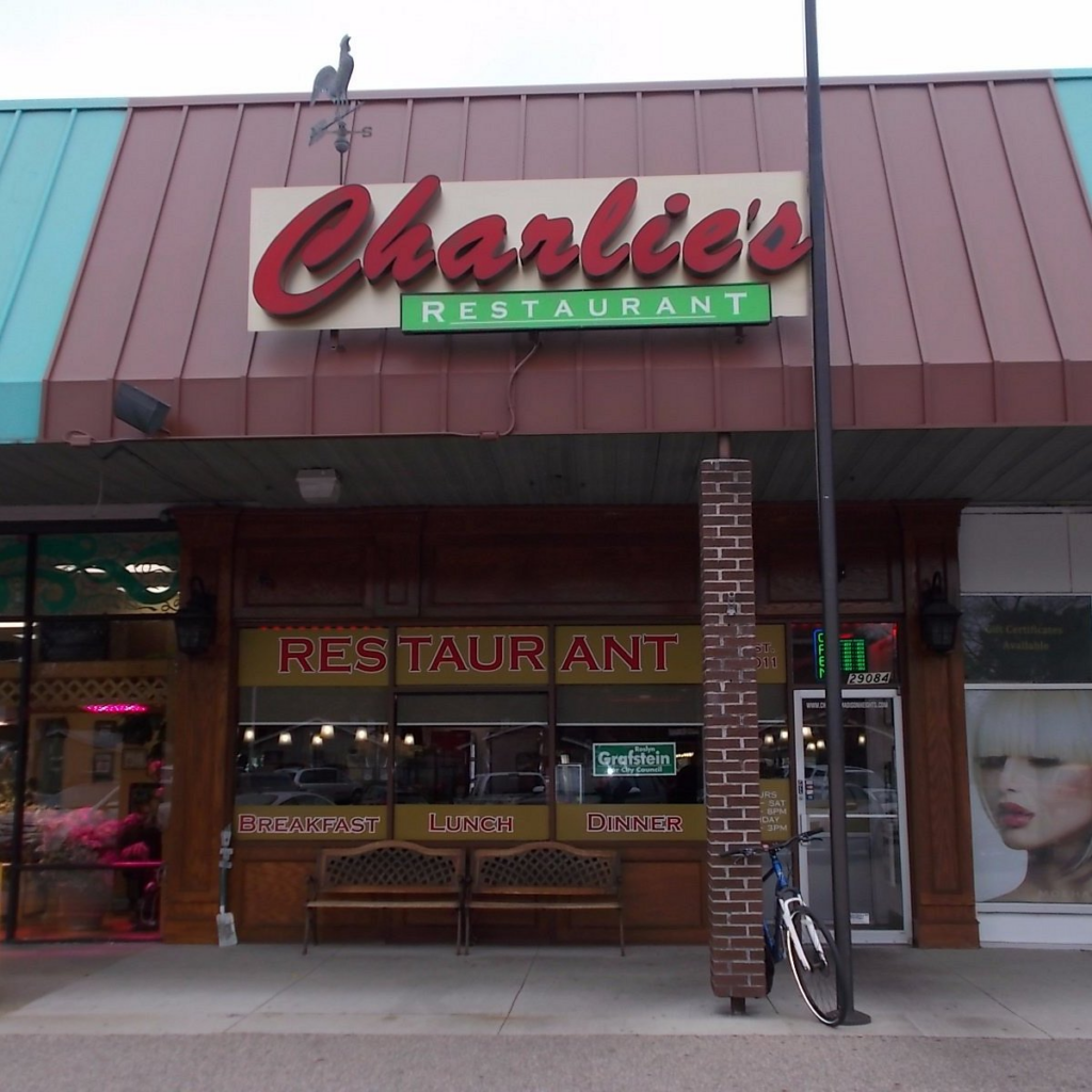 Franchise Charlie's, Waralaba Kuliner Terjangkau, Bisnis Makanan Praktis, Peluang Usaha 2026, Majalah Franchise