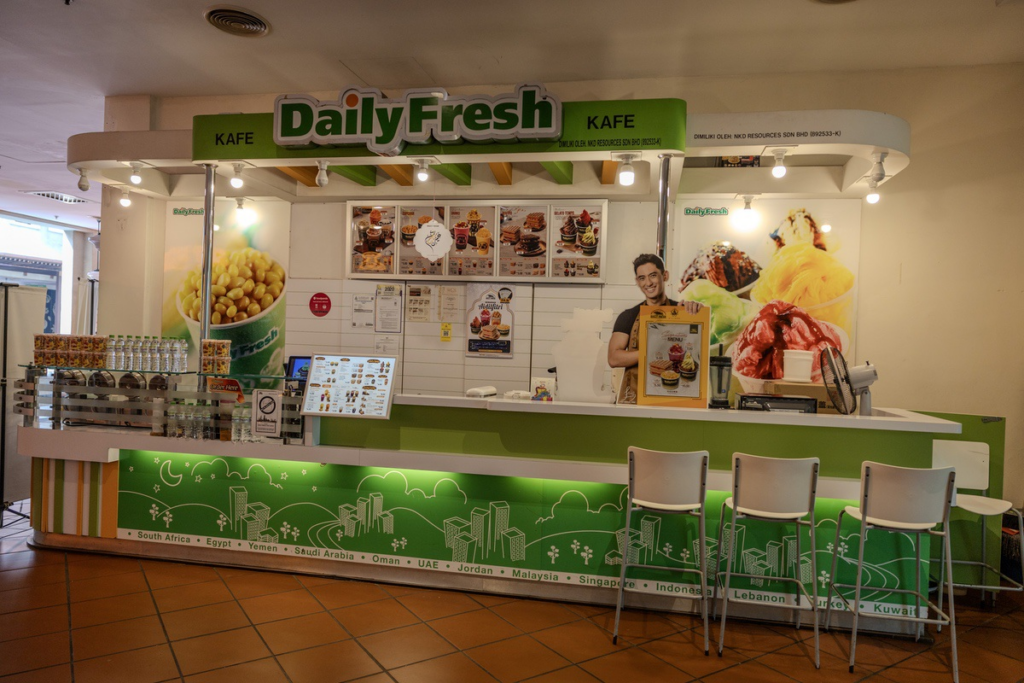 Franchise Daily Fresh, Waralaba Jagung Manis, Modal Kemitraan Kuliner, Camilan Sehat 2026, Majalah Franchise