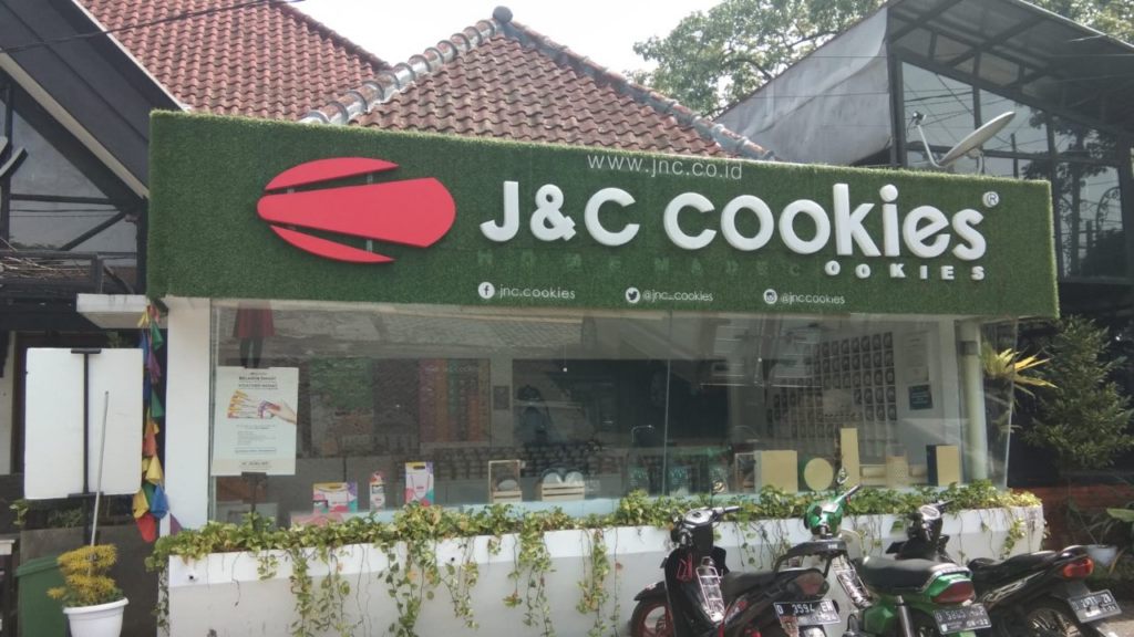 Franchise J&C Cookies, Waralaba Kue Kering, Agen Kue Lebaran, Bisnis Camilan Premium, Majalah Franchise