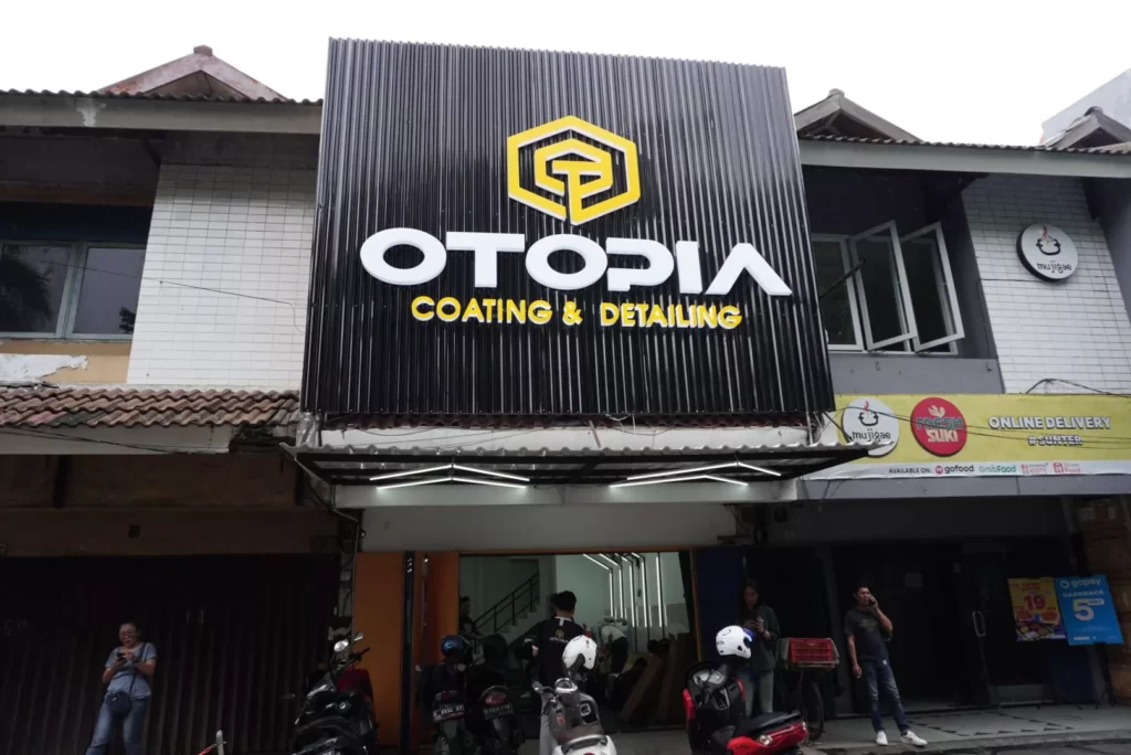 Franchise OTOPIA Coating & Detailing, Usaha Coating Mobil, Salon Mobil Premium, Waralaba Otomotif, Majalah Franchise