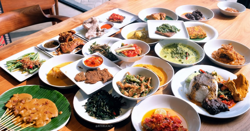 Franchise RM Padang Merdeka, Waralaba Kuliner Padang, Harga Franchise Restoran, Bisnis Makanan 2026, Majalah Franchise