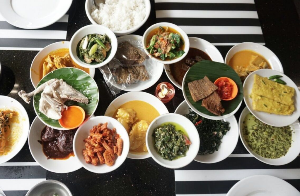 Franchise RM Padang Padago, Paket Waralaba Kuliner, Bisnis Rumah Makan, Investasi Nasi Padang, Majalah Franchise