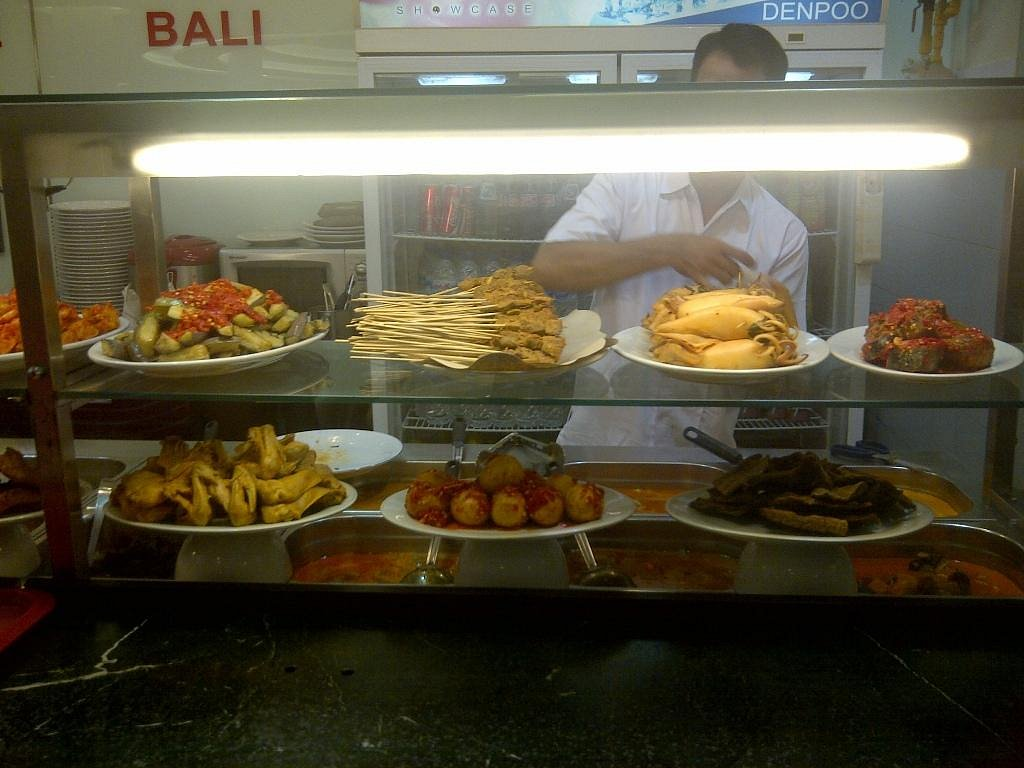 Franchise RM Padang Sari Ratu, Waralaba Kuliner Padang, Kemitraan Restoran Premium, Peluang Usaha 2026, Majalah Franchise