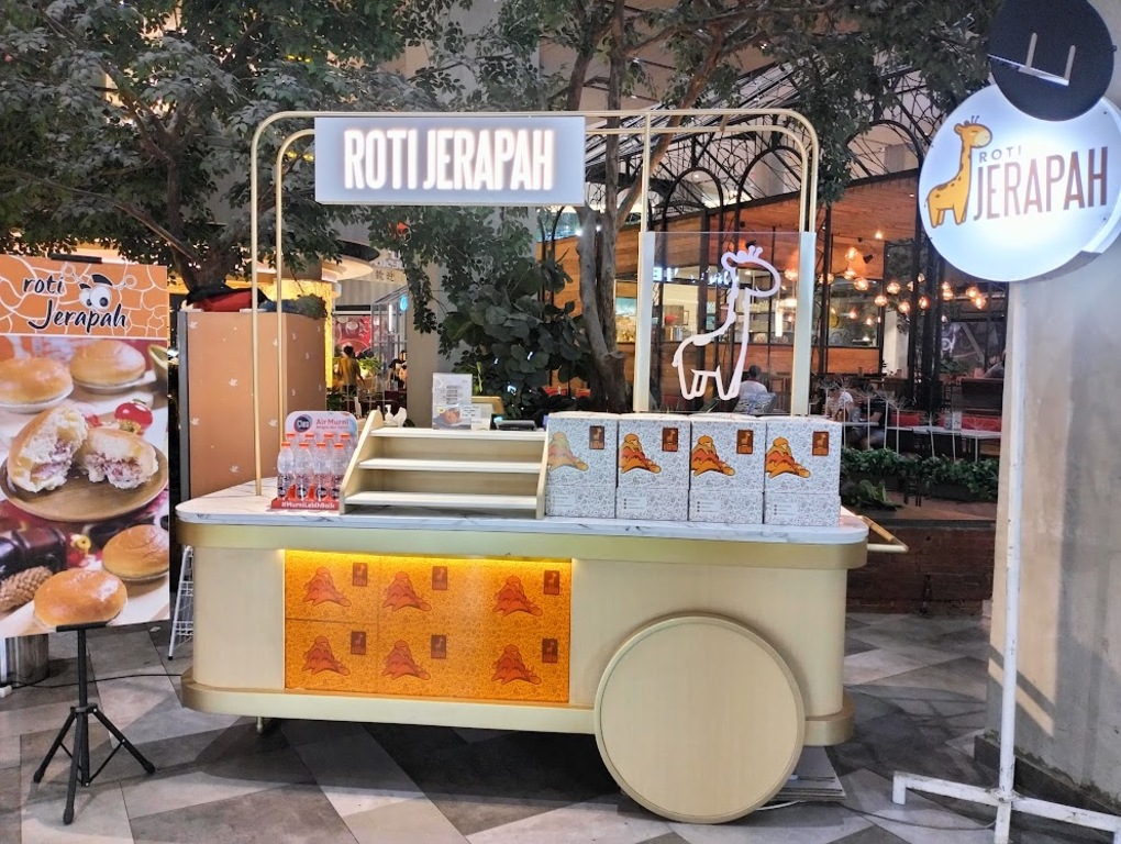 Franchise Roti Jerapah, Bisnis Roti Unik, Modal Kemitraan Kuliner, Waralaba Jajanan 2026, Majalah Franchise